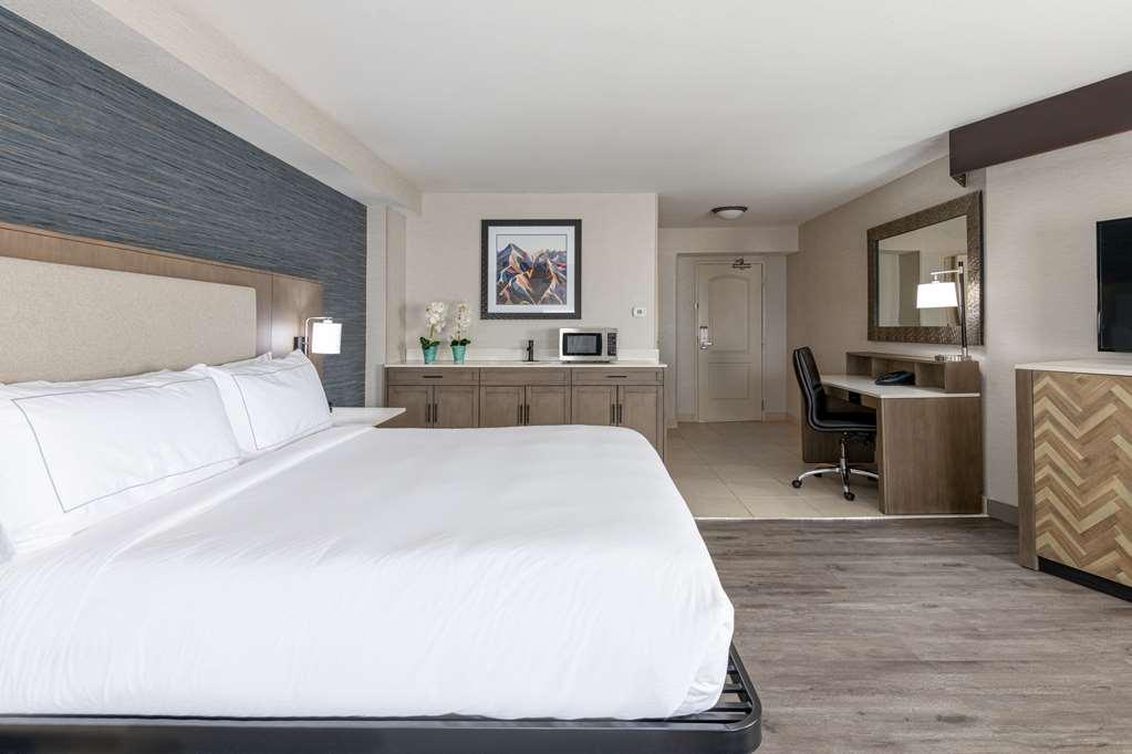 Doubletree By Hilton Hotel Denver - Thornton Room photo