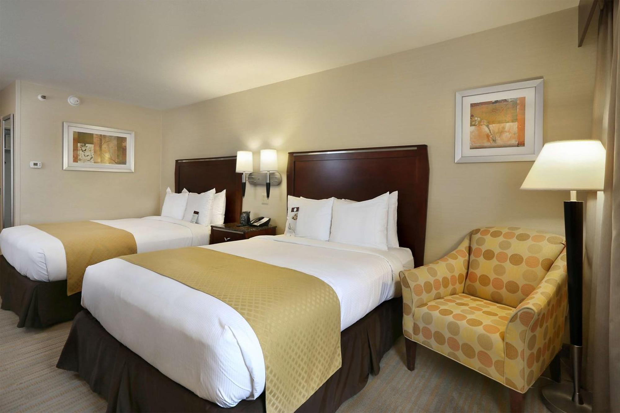 Doubletree By Hilton Hotel Denver - Thornton Exterior photo